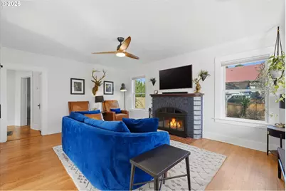 2605 SE Woodward St, Portland, OR 97202 - Photo 5