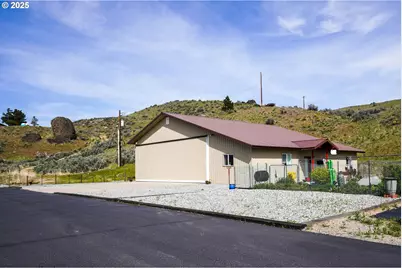 675 Peach Rd, Waterville, WA 98858 - Photo 5