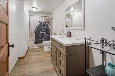 16326 NE Butteville Rd, Woodburn, OR 97071 - Photo 17