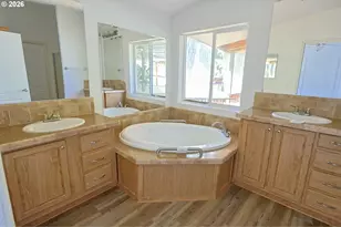 64608 E Bay Rd, North Bend, OR 97459 - Photo 23