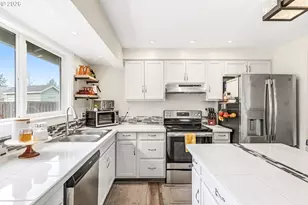 2150 NE Poynter St, Hillsboro, OR 97124 - Photo 11