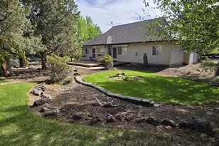 2261 Condor Dr, Redmond, OR 97756 - Photo 7