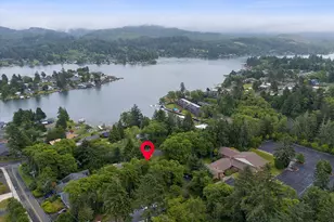 2885 NE 35th St, Lincoln City, OR 97367 - Photo 3