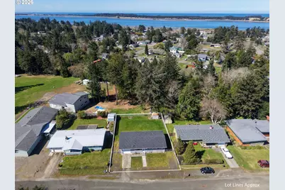 560 Fillmore St, Coos Bay, OR 97420 - Photo 41