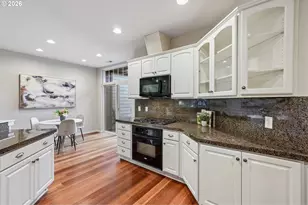 7236 NE Stoneybrook St, Hillsboro, OR 97124 - Photo 15