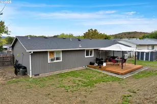 1300 Rolling Hills Rd, Roseburg, OR 97471 - Photo 23