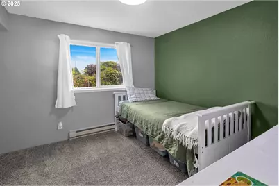 1300 Rolling Hills Rd, Roseburg, OR 97471 - Photo 11