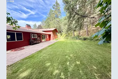 28974 Gimpl Hill Rd, Eugene, OR 97402 - Photo 35