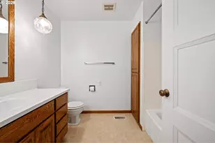 28974 Gimpl Hill Rd, Eugene, OR 97402 - Photo 25