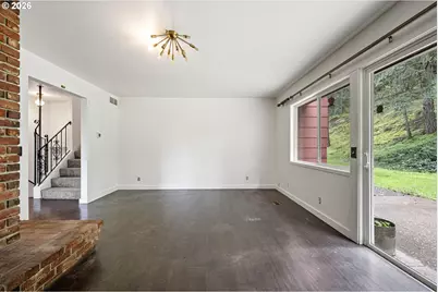 28974 Gimpl Hill Rd, Eugene, OR 97402 - Photo 9