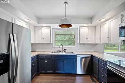 28974 Gimpl Hill Rd, Eugene, OR 97402 - Photo 13