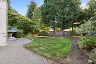 20600 SW Shoshone Dr, Tualatin, OR 97062 - Photo 39
