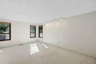 20600 SW Shoshone Dr, Tualatin, OR 97062 - Photo 19