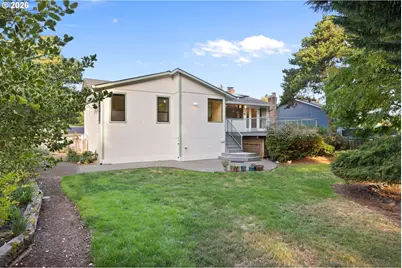 20600 SW Shoshone Dr, Tualatin, OR 97062 - Photo 39