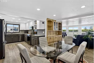 24600 NW St Helens Rd #M42, Portland, OR 97231 - Photo 11