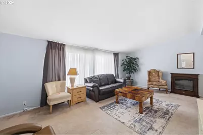 1401 W Ellendale Ave, Dallas, OR 97338 - Photo 3