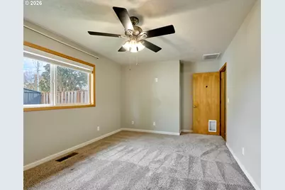 103 Cedar Bluff Cir, Keizer, OR 97303 - Photo 17