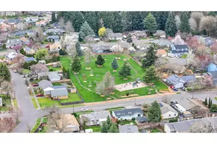 29700 SW Courtside Dr, Wilsonville, OR 97070 - Photo 35