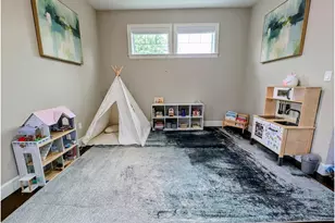 15910 NW Heckman Ln, Portland, OR 97229 - Photo 21
