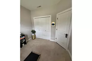 15910 NW Heckman Ln, Portland, OR 97229 - Photo 3
