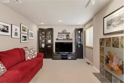 230 N Hayden Bay Dr, Portland, OR 97217 - Photo 11