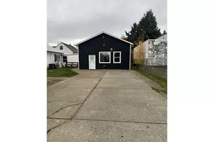 144 SE 85th Ave, Portland, OR 97216 - Photo 3