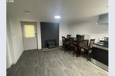 144 SE 85th Ave, Portland, OR 97216 - Photo 7