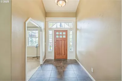 26250 S Milk Creek Cir, Mulino, OR 97042 - Photo 5