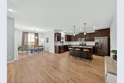 11289 NW 325th Ave, North Plains, OR 97133 - Photo 7