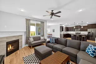 11289 NW 325th Ave, North Plains, OR 97133 - Photo 11