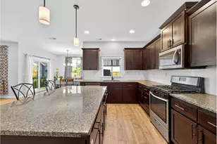 11289 NW 325th Ave, North Plains, OR 97133 - Photo 9