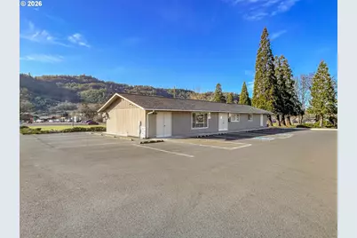 46 NE Mary Ann Ln, Roseburg, OR 97470 - Photo 27