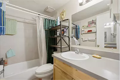 177 NW Ebberts Ave, Hillsboro, OR 97124 - Photo 15