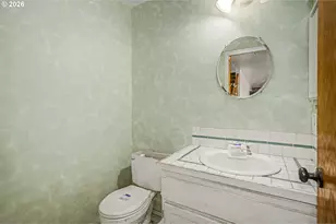 4493 Glacier St, Springfield, OR 97478 - Photo 9
