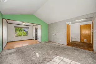 4493 Glacier St, Springfield, OR 97478 - Photo 3