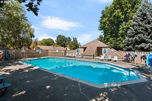 4246 NE 125th Pl, Portland, OR 97230 - Photo 29