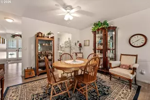 4246 NE 125th Pl, Portland, OR 97230 - Photo 7
