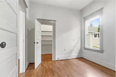 647 N 9th St, Cottage Grove, OR 97424 - Photo 11