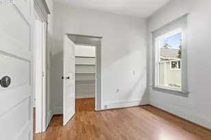 647 N 9th St, Cottage Grove, OR 97424 - Photo 11