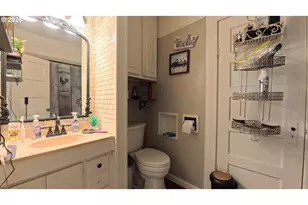 1230 Hilfiker Ln, Salem, OR 97302 - Photo 21