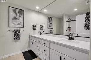 12467 SE Water Drop Wy, Happy Valley, OR 97086 - Photo 21