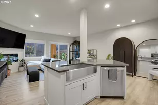 12467 SE Water Drop Wy, Happy Valley, OR 97086 - Photo 11