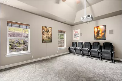 1700 NW Avery St, Roseburg, OR 97471 - Photo 21