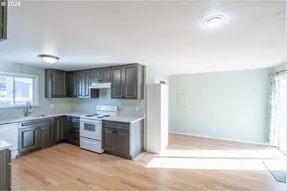 1625 SE Jackson St, Albany, OR 97322 - Photo 9