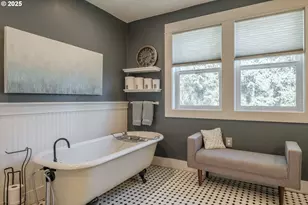 13060 SW Elk Rock Rd, Lake Oswego, OR 97034 - Photo 11