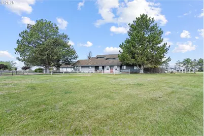 33551 E Progress Rd, Hermiston, OR 97838 - Photo 1