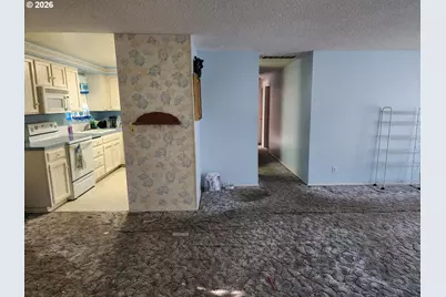 4376 Vernon Loop NE, Salem, OR 97305 - Photo 11