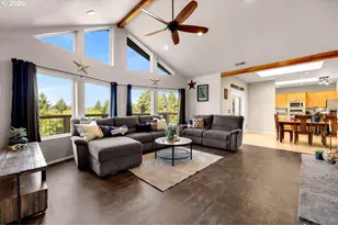 612 SE 380th Ct, Washougal, WA 98671 - Photo 11