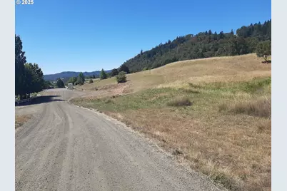 0 NW Broad St, Roseburg, OR 97471 - Photo 13