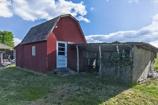 807 Cedar St, Yoncalla, OR 97499 - Photo 37